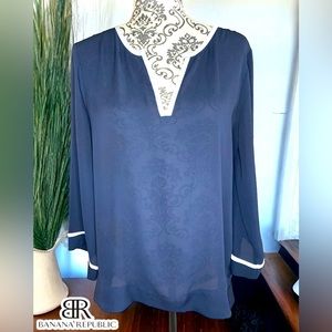 BANANA REPUBLIC Women’s Navy Sheer Blouse- Medium